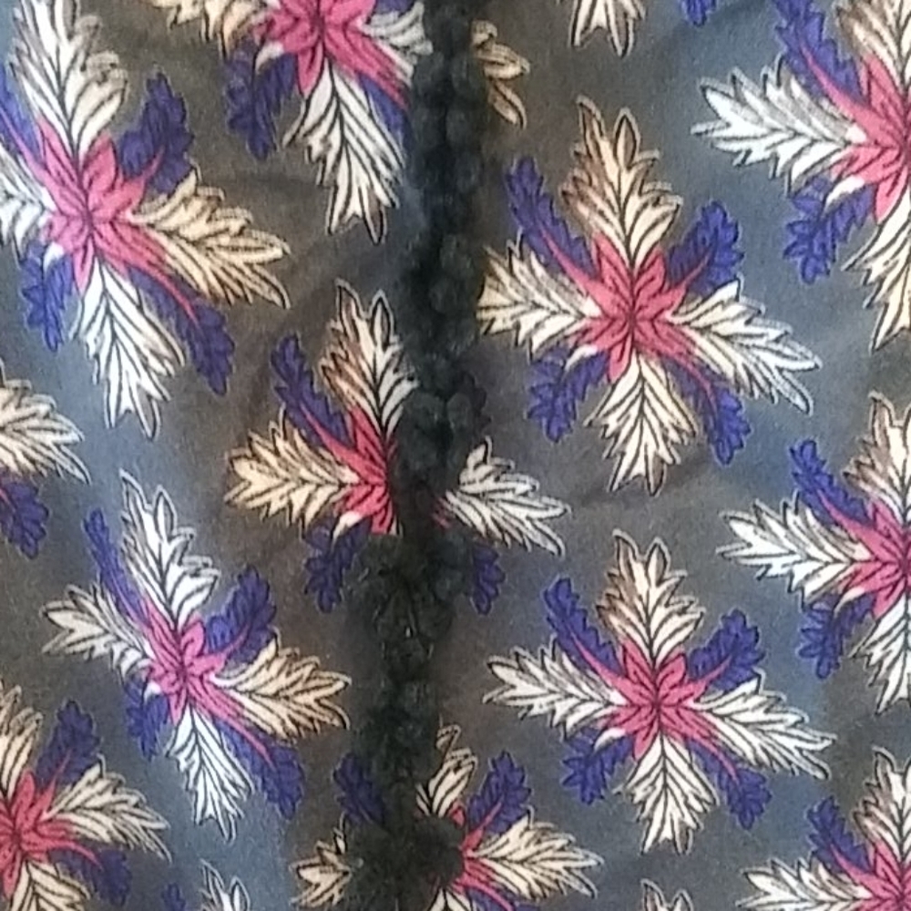 Floral Sleeveless Romper Size M - Picture 6 of 8
